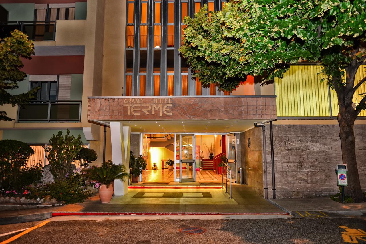Grand Hotel Delle Terme Terme Luigiane Esterno foto
