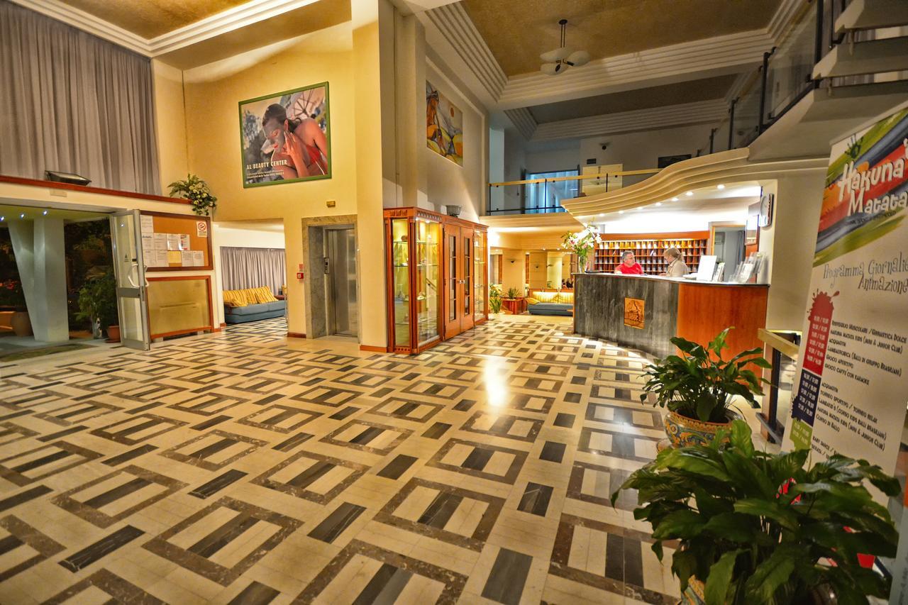 Grand Hotel Delle Terme Terme Luigiane Esterno foto