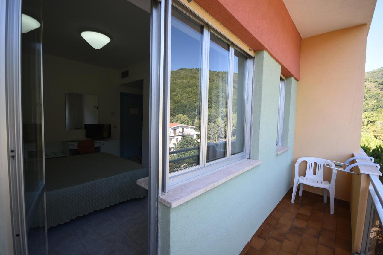 Grand Hotel Delle Terme Terme Luigiane Esterno foto