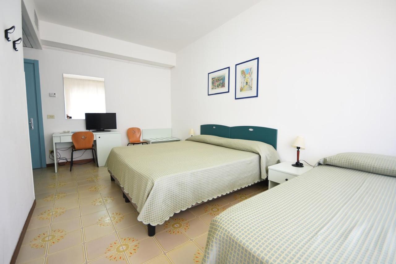 Grand Hotel Delle Terme Terme Luigiane Esterno foto