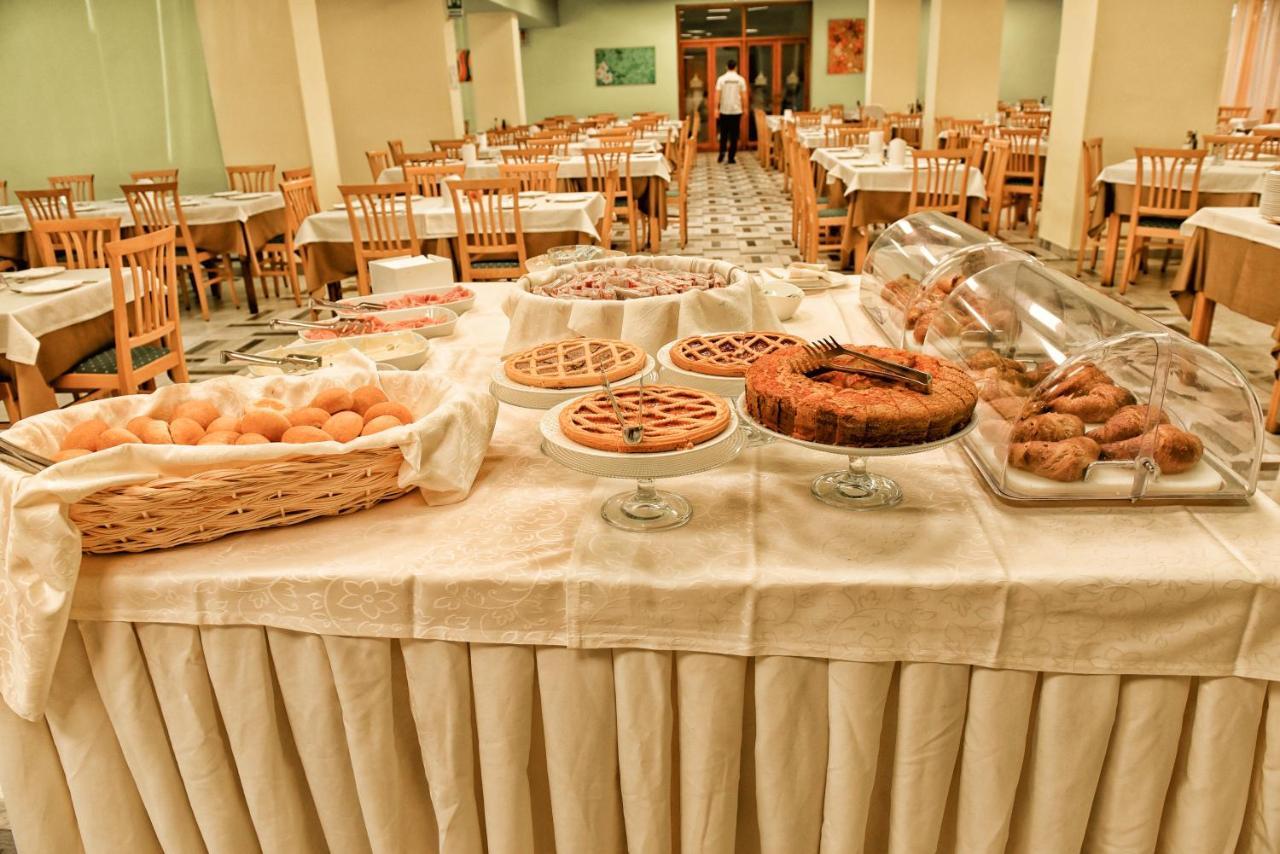 Grand Hotel Delle Terme Terme Luigiane Esterno foto